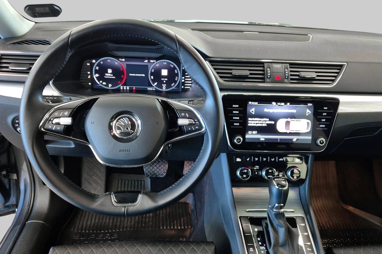 SKODA Superb 2023