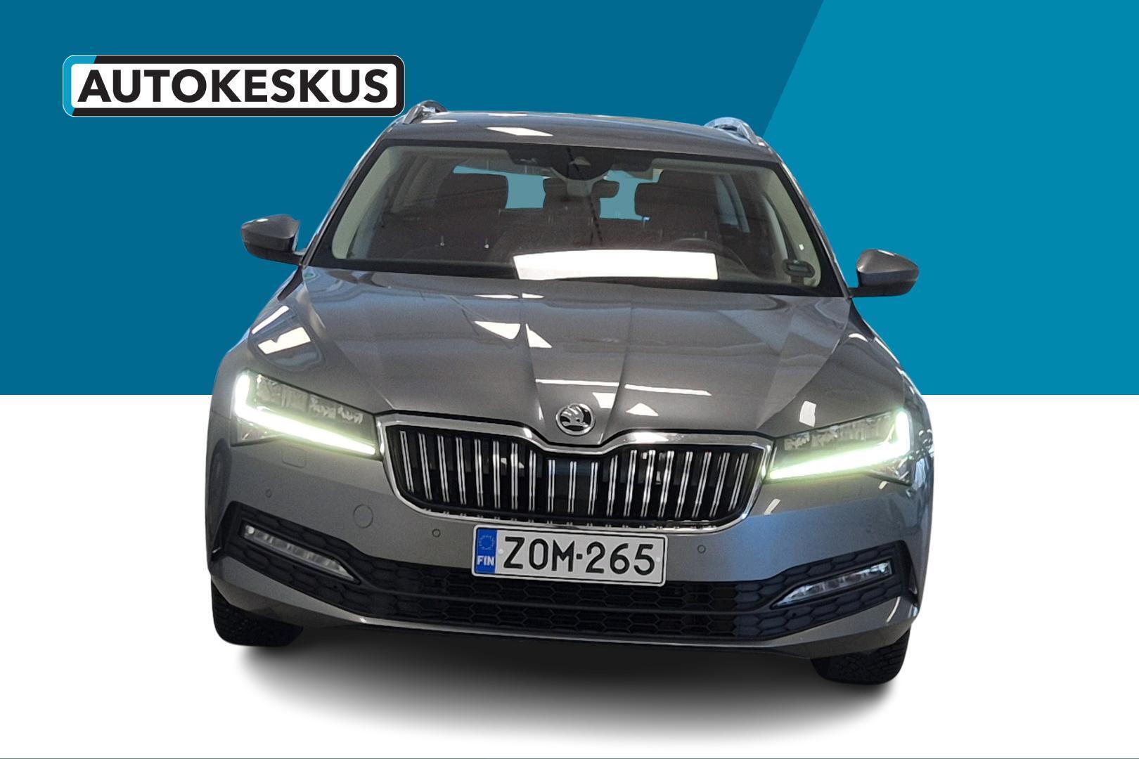 SKODA Superb 2023