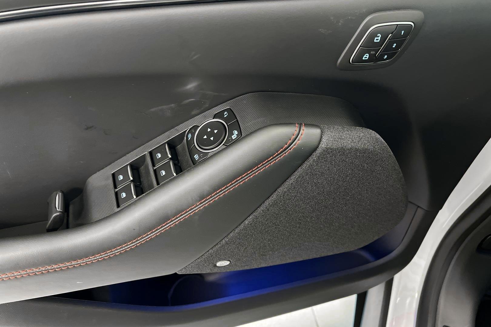 FORD Mustang Mach-E 2025