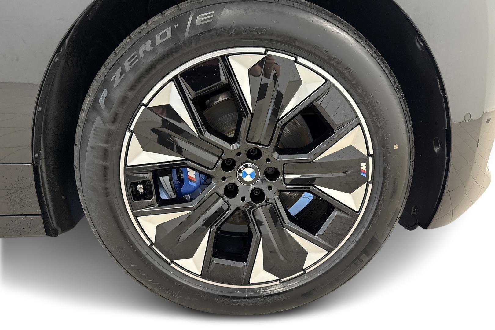 BMW IX 2026