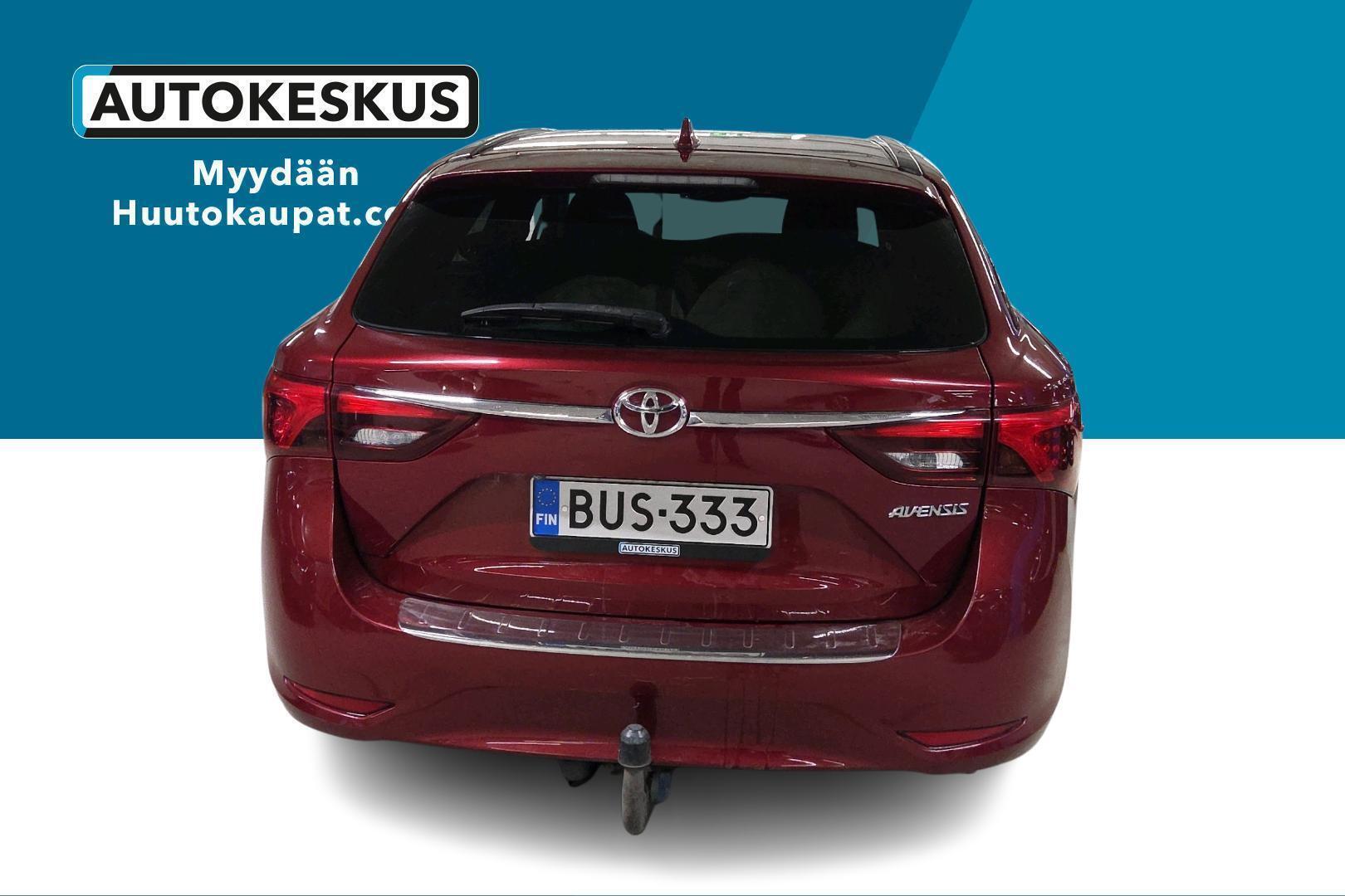 TOYOTA Avensis 2017