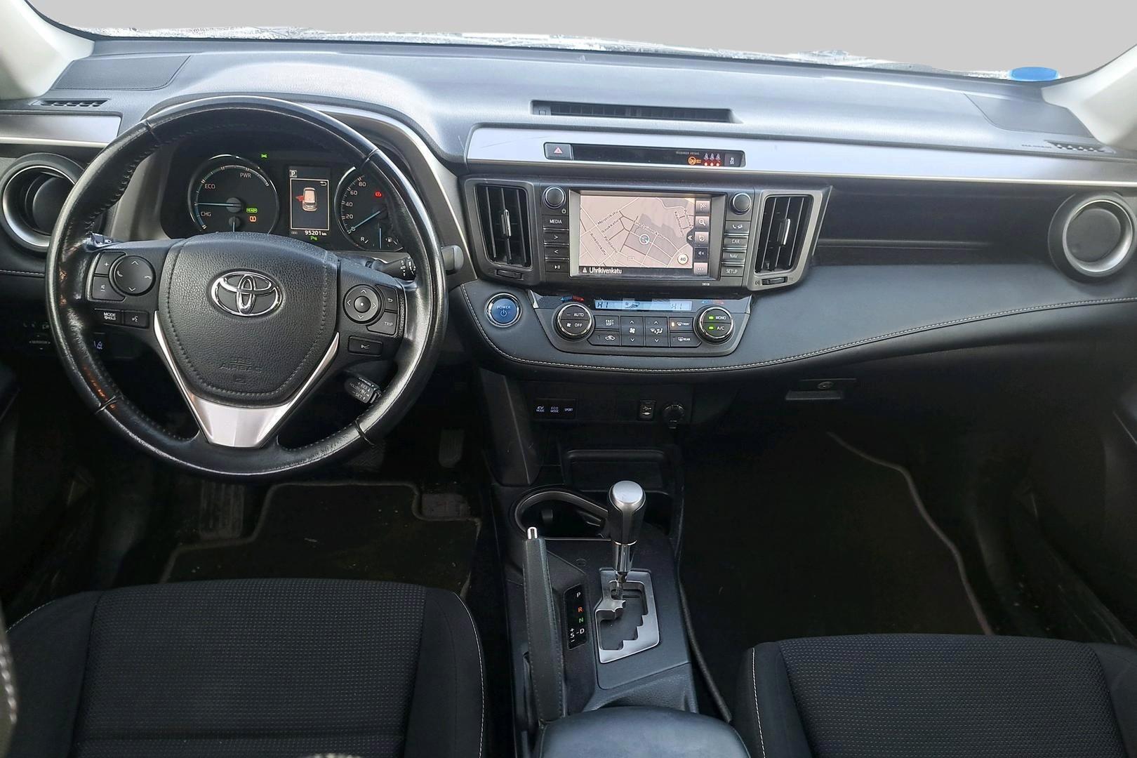 TOYOTA RAV4 2018