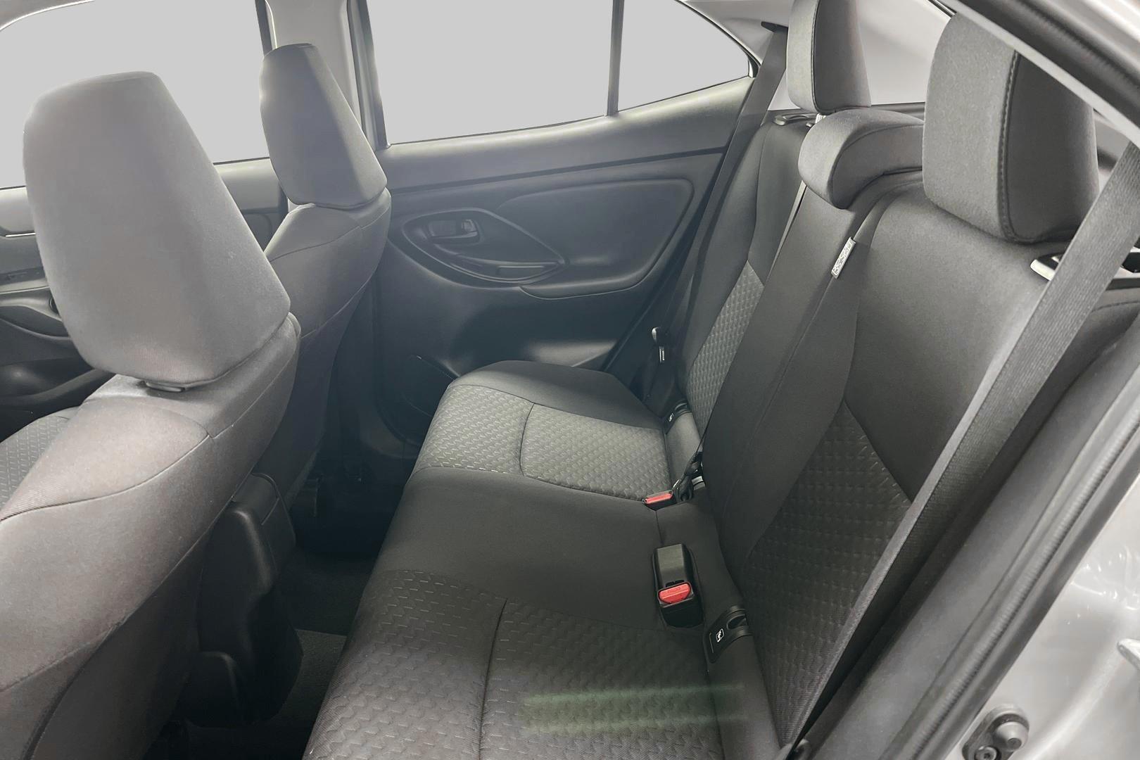 TOYOTA Yaris Cross 2025