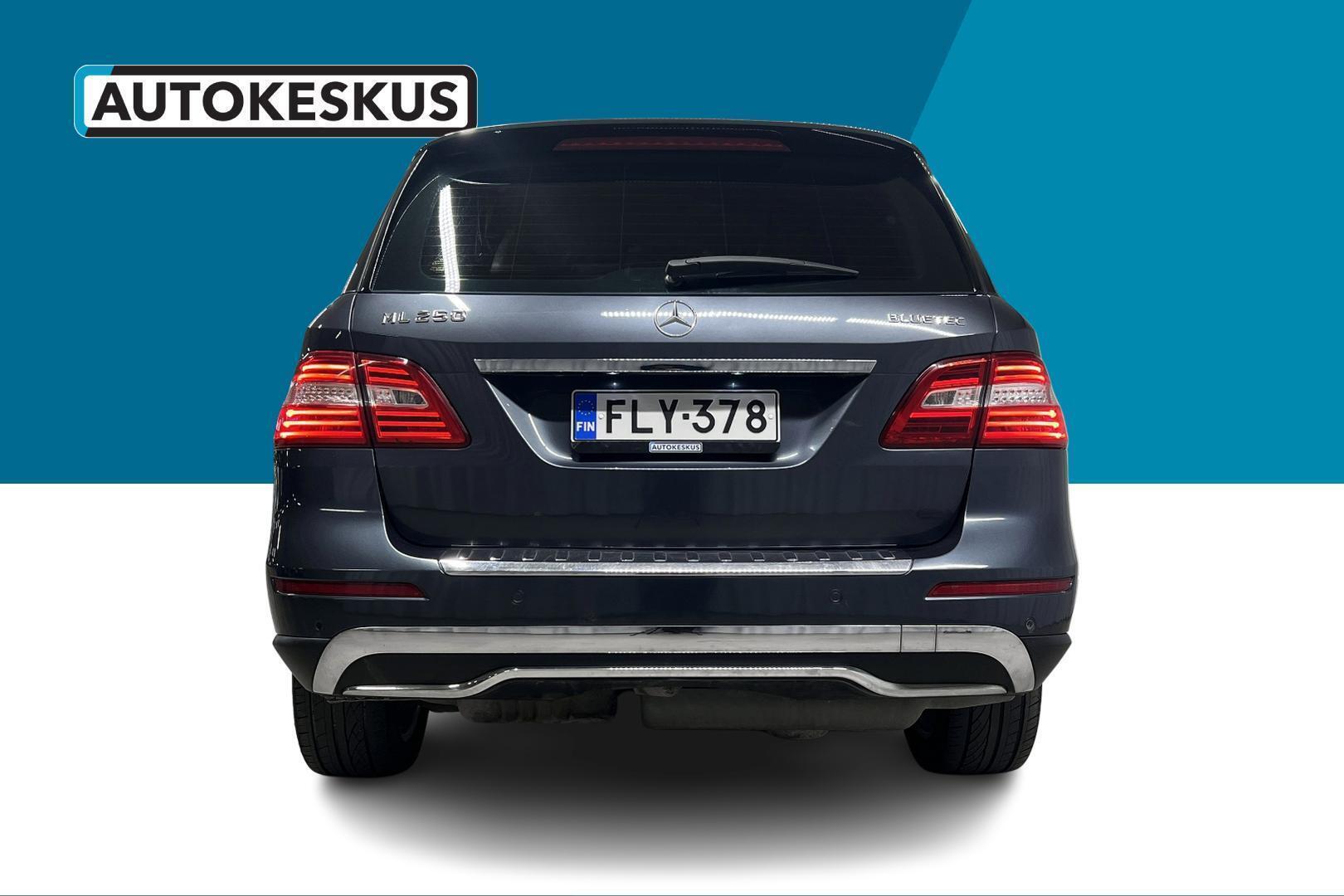 MERCEDES-BENZ ML 2012