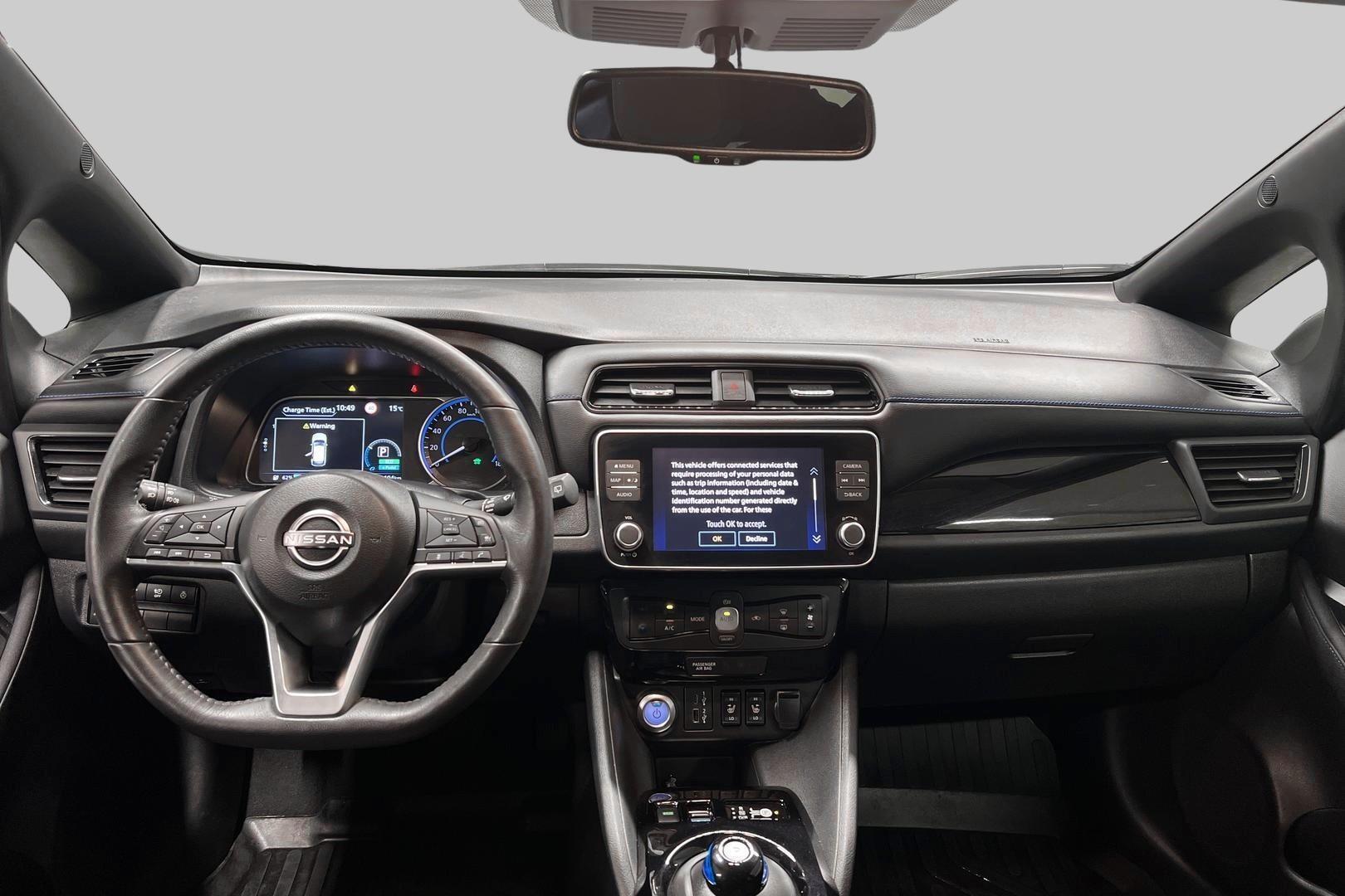 NISSAN Leaf 11