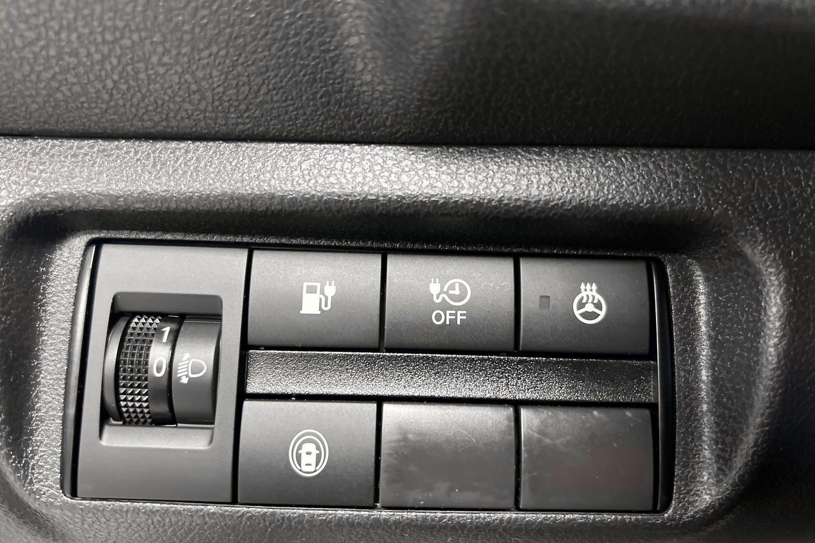 NISSAN Leaf 14