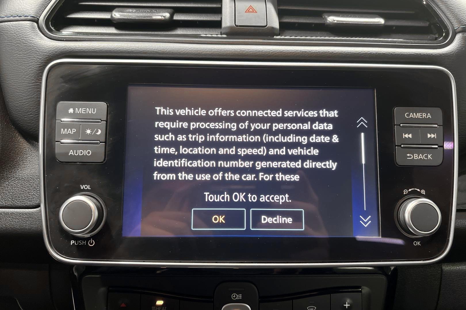 NISSAN Leaf 16