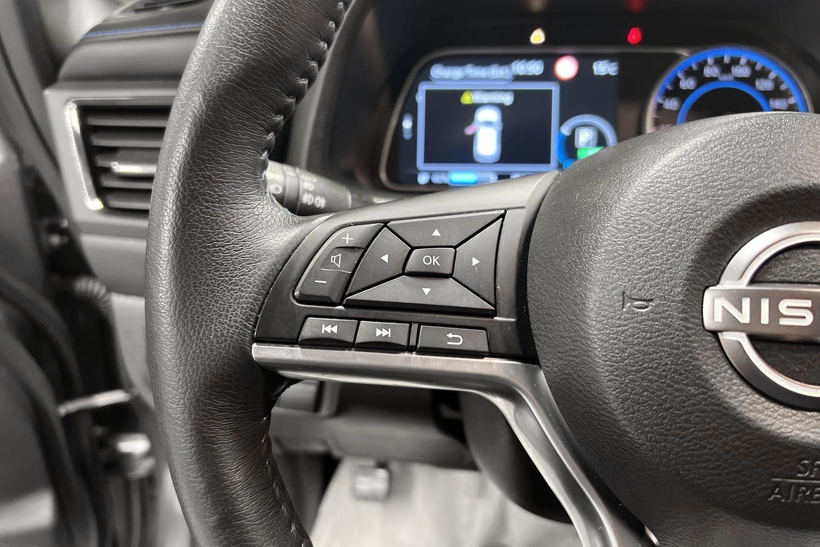 NISSAN Leaf 18