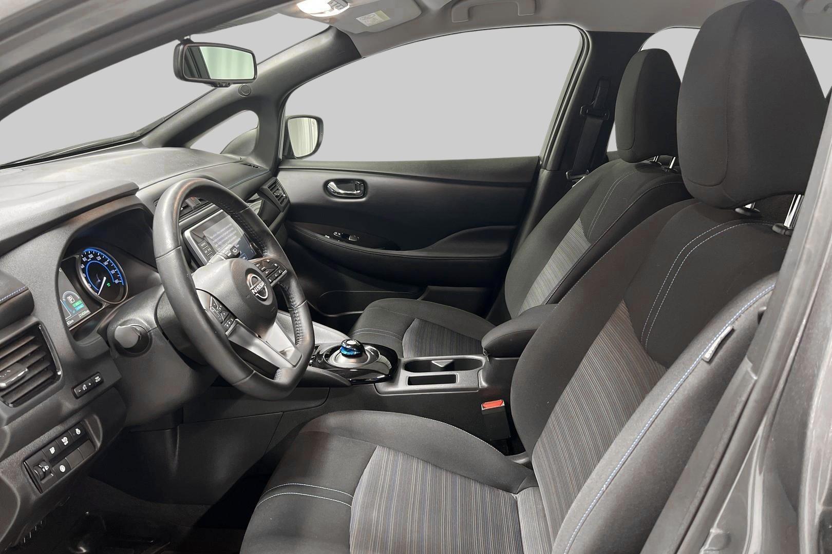 NISSAN Leaf 9
