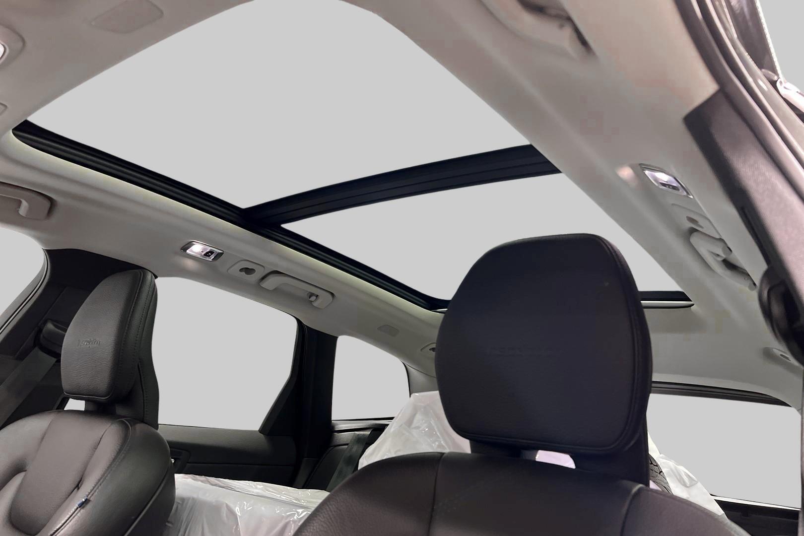 VOLVO XC60 2020