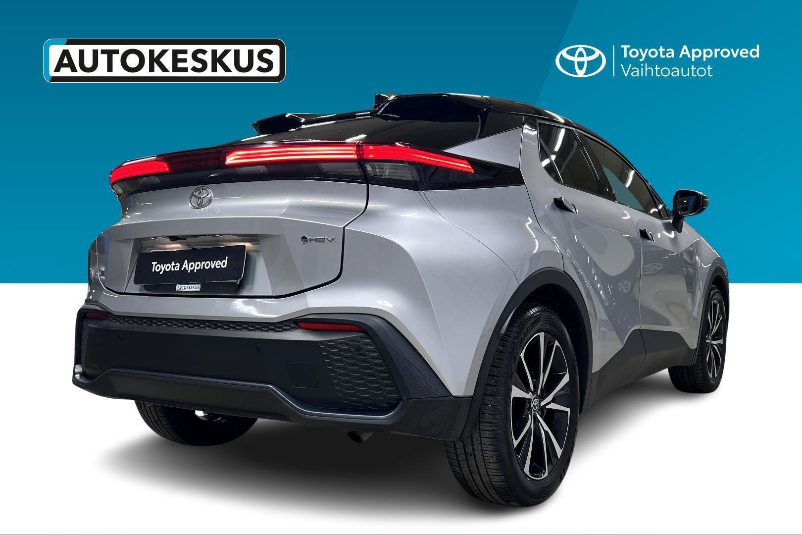 TOYOTA C-HR 2024