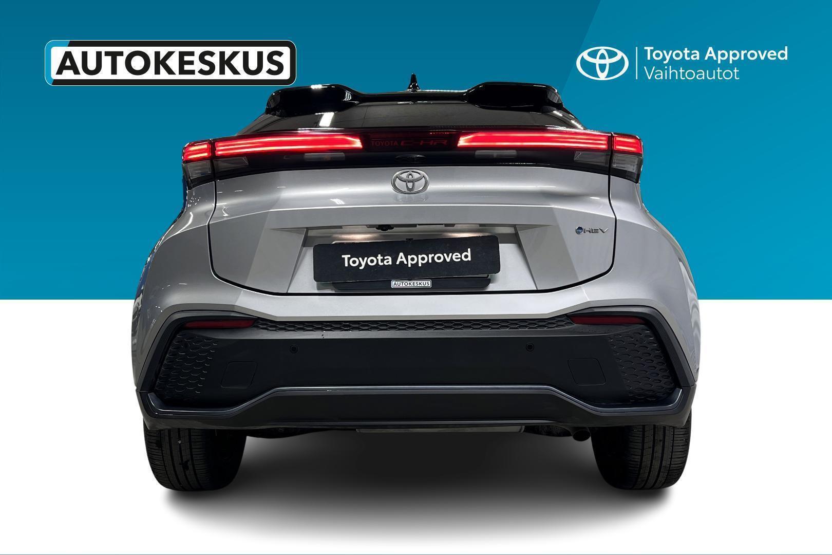 TOYOTA C-HR 2024