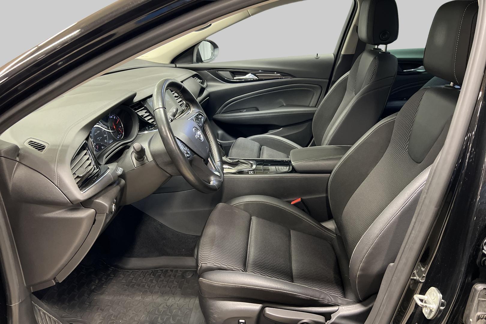 OPEL Insignia 2018
