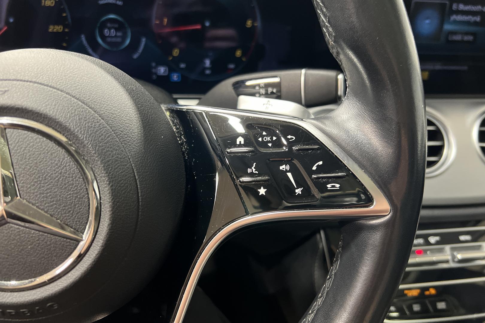 MERCEDES-BENZ E 19