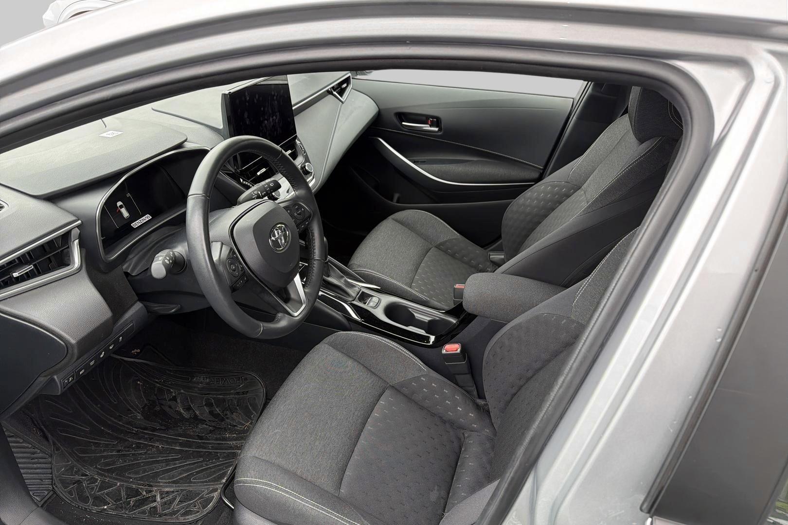 TOYOTA COROLLA 2