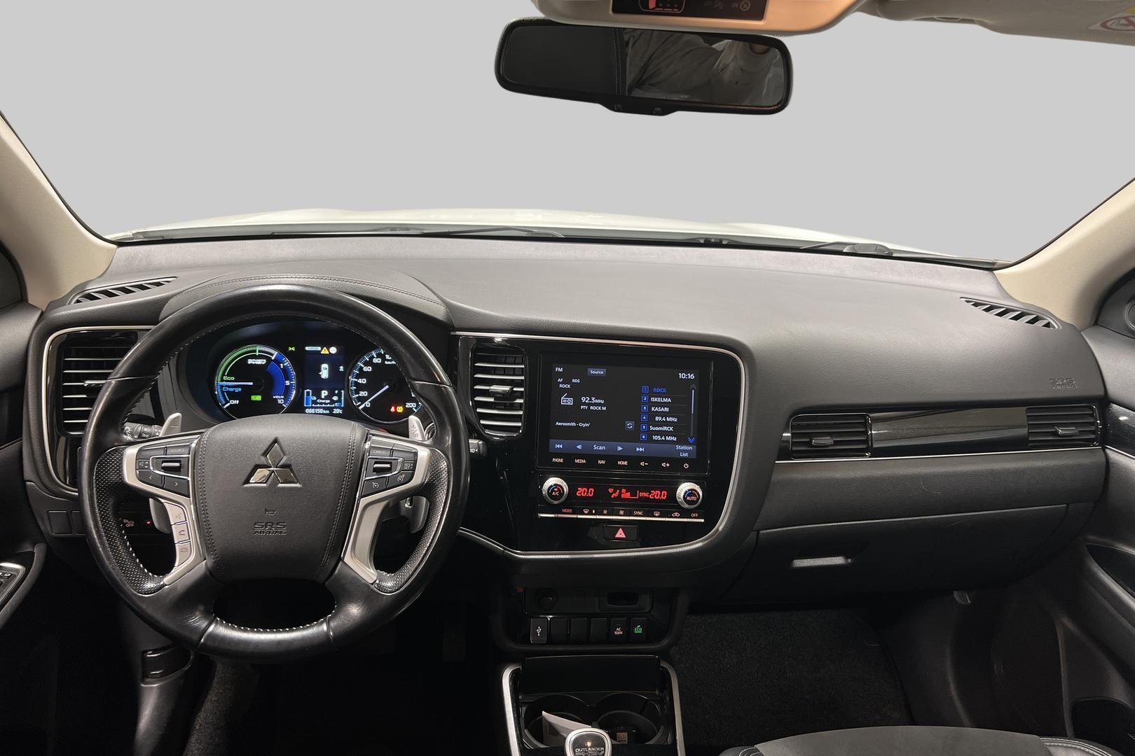MITSUBISHI Outlander PHEV 2021