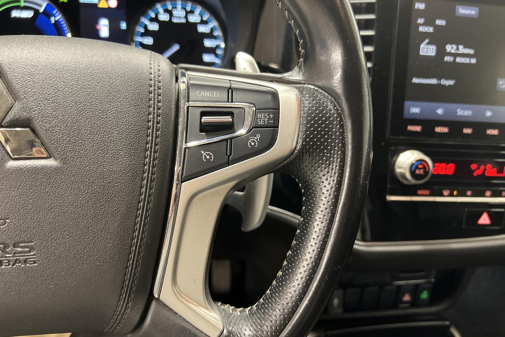 MITSUBISHI Outlander PHEV 2021