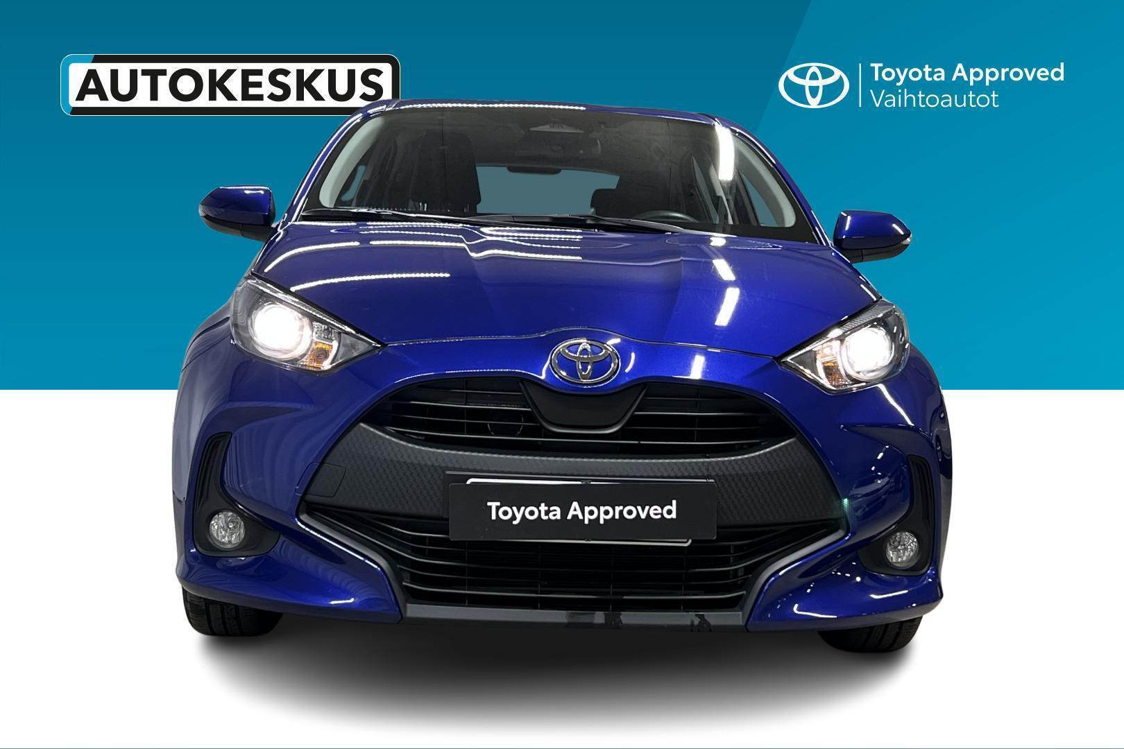 TOYOTA Yaris 2025