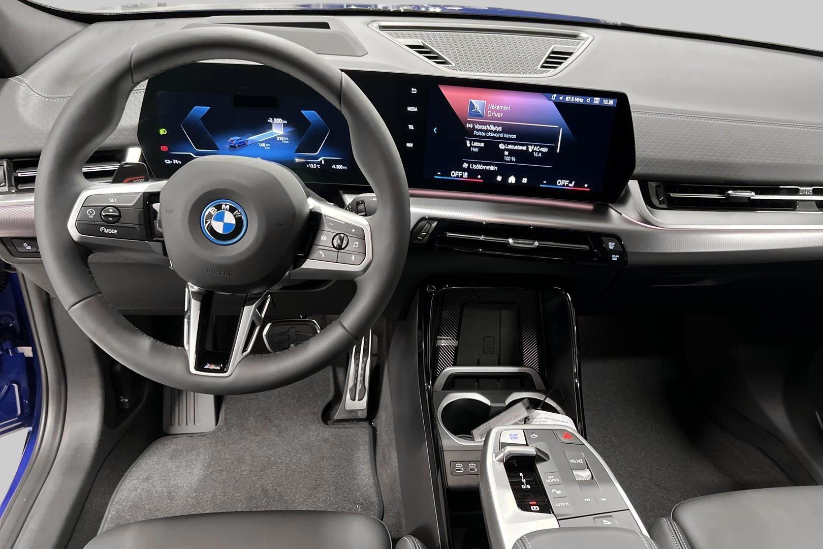 BMW iX2 11