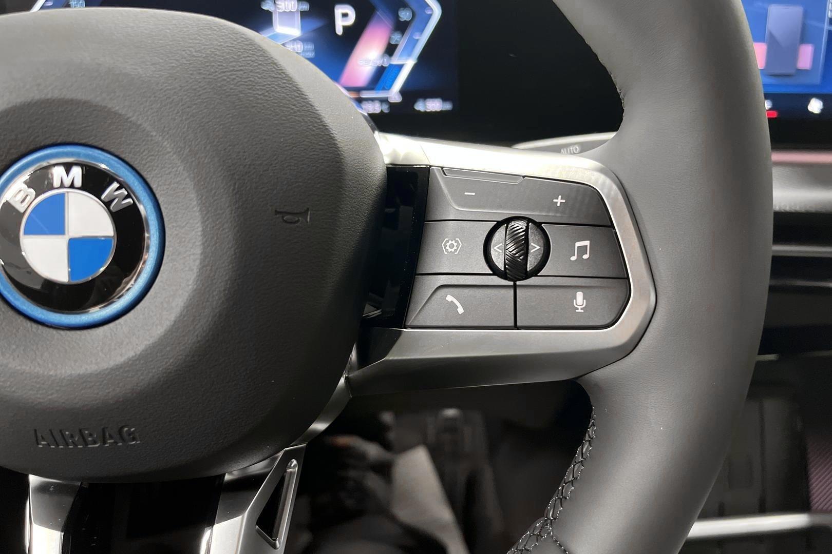 BMW iX2 18