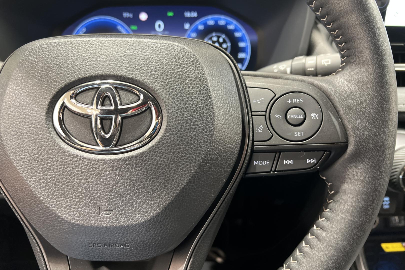 TOYOTA RAV4 PLUG-IN 2024