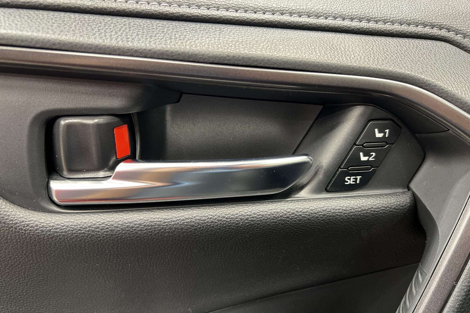 TOYOTA RAV4 PLUG-IN 2024