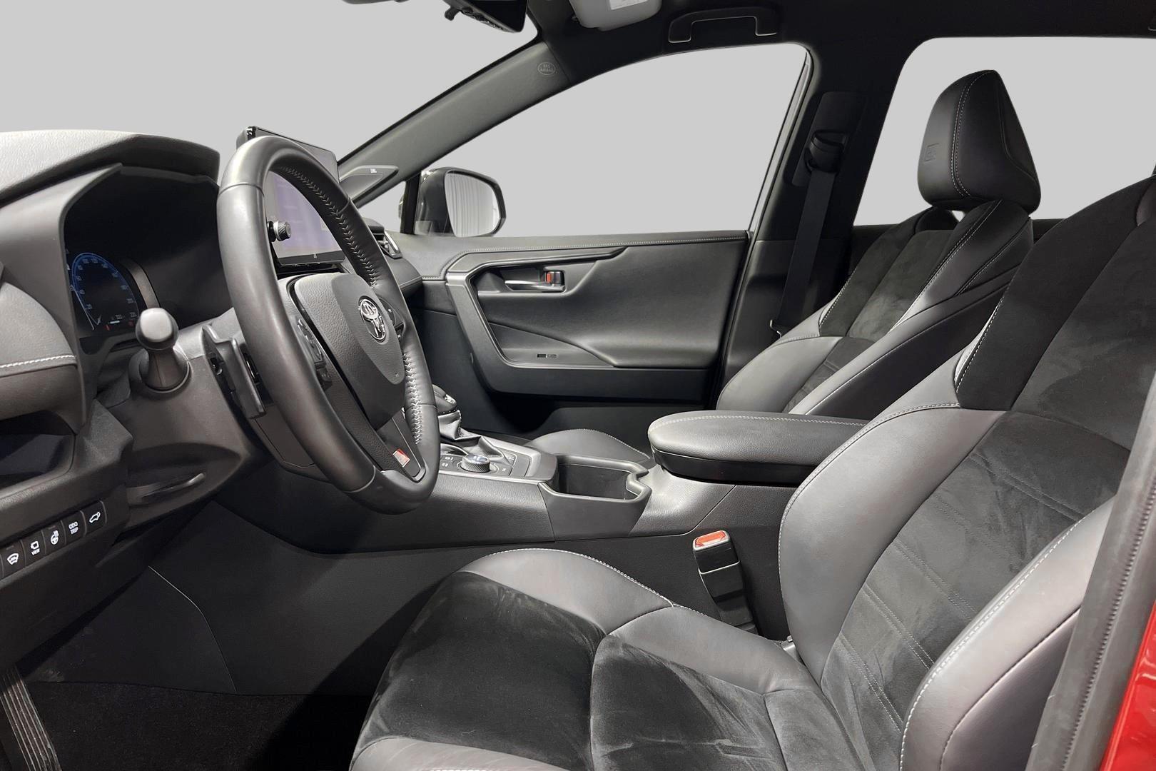 TOYOTA RAV4 PLUG-IN 2024