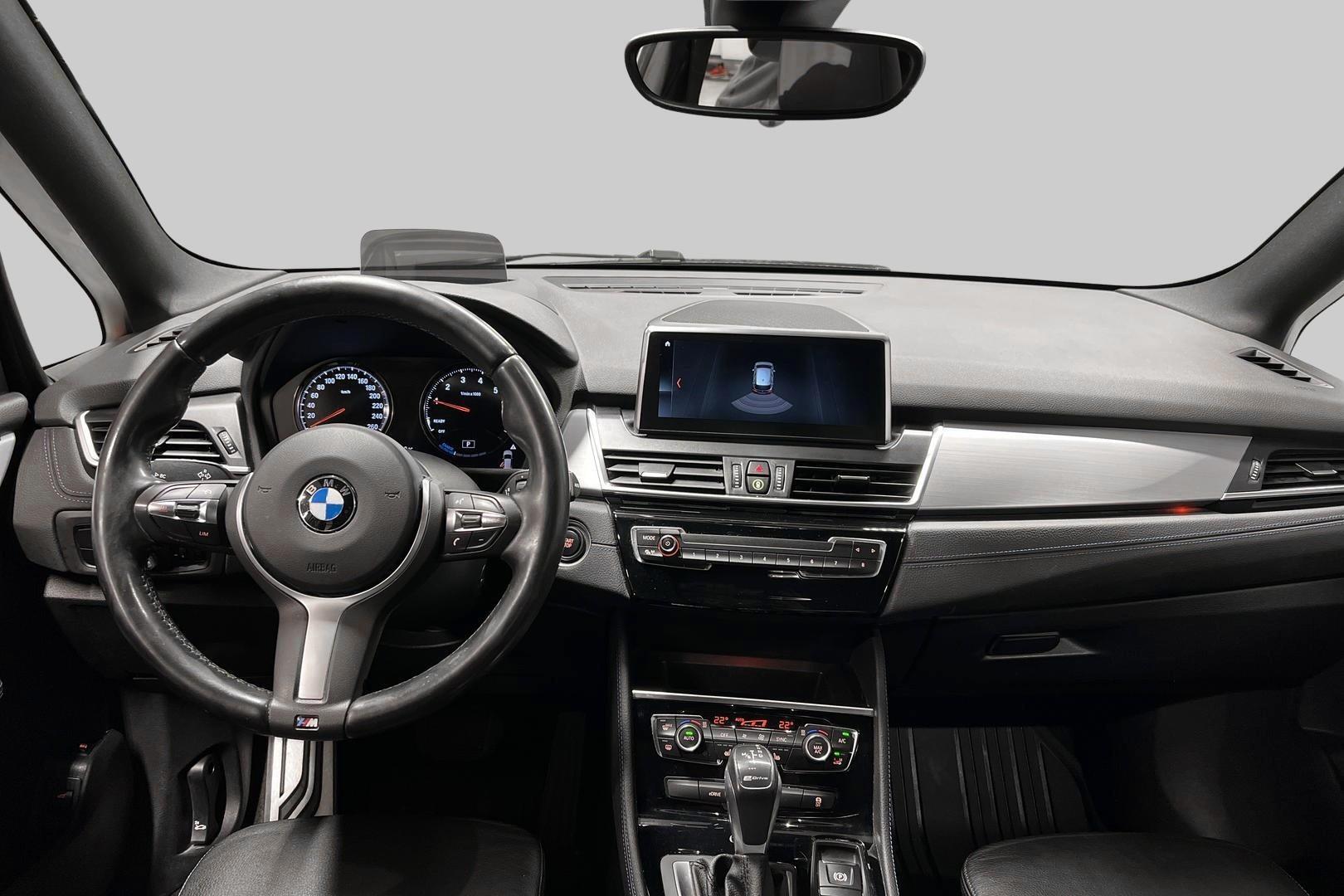 BMW 2-sarja 11
