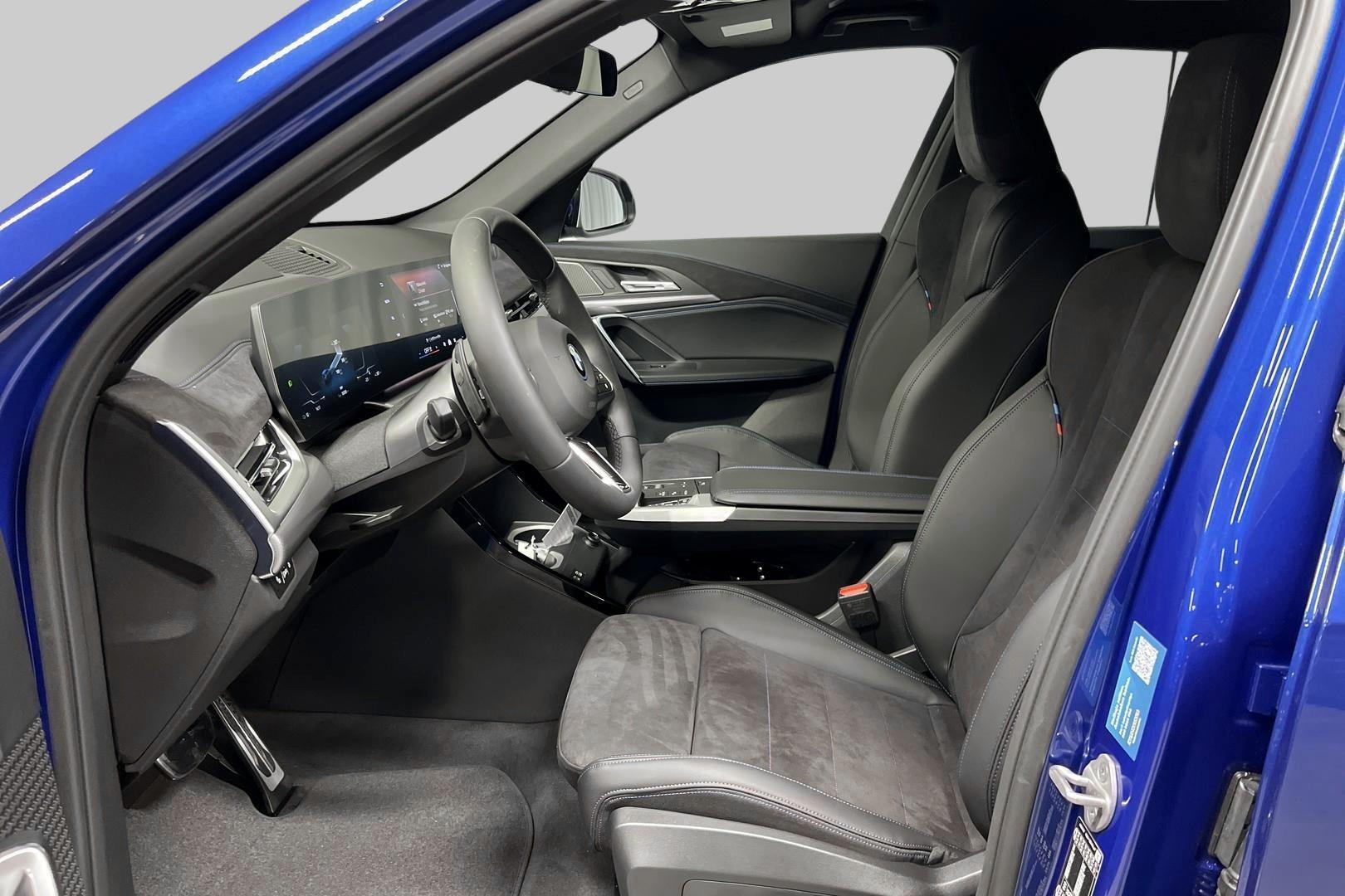 BMW iX1 9
