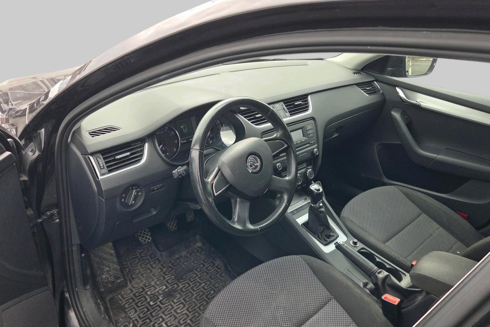 SKODA Octavia 2013