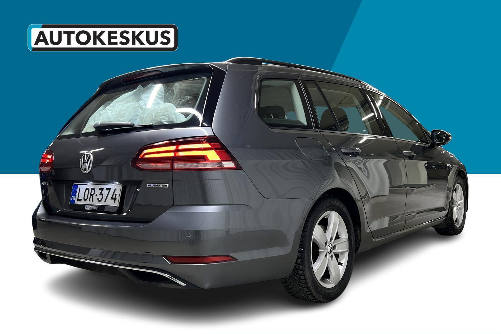 VOLKSWAGEN Golf 2019