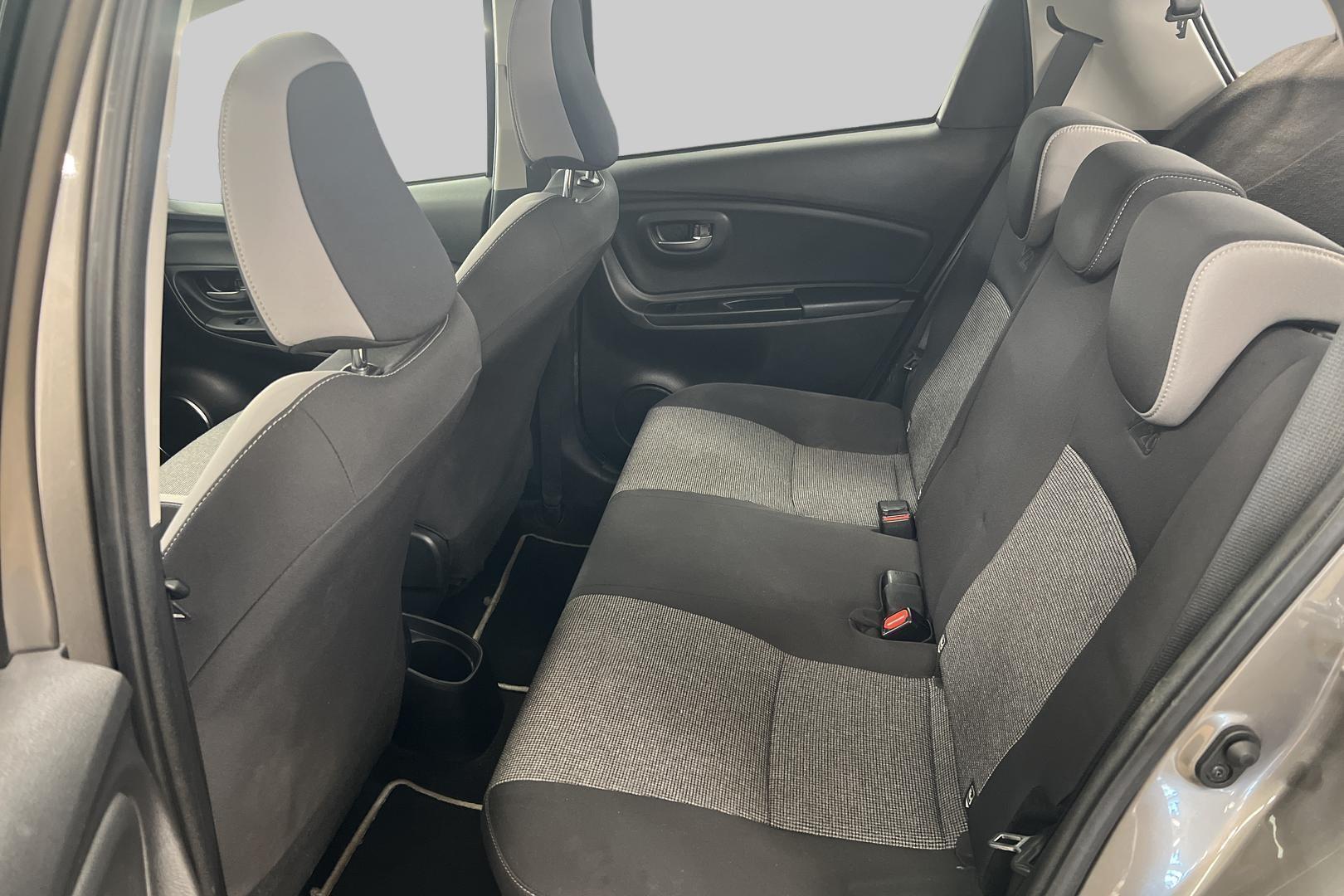 TOYOTA Yaris 2020