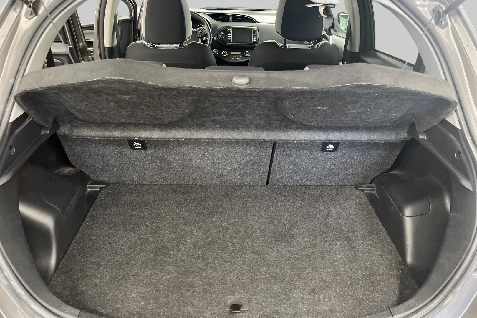 TOYOTA Yaris 2020
