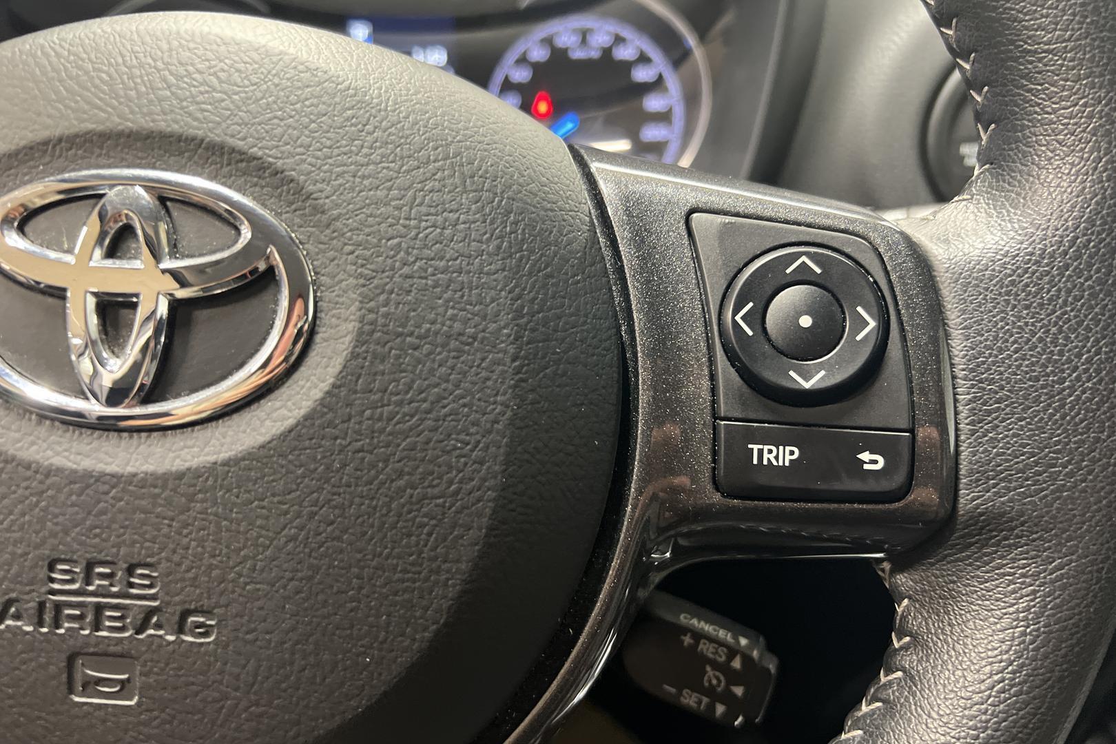 TOYOTA Yaris 2020