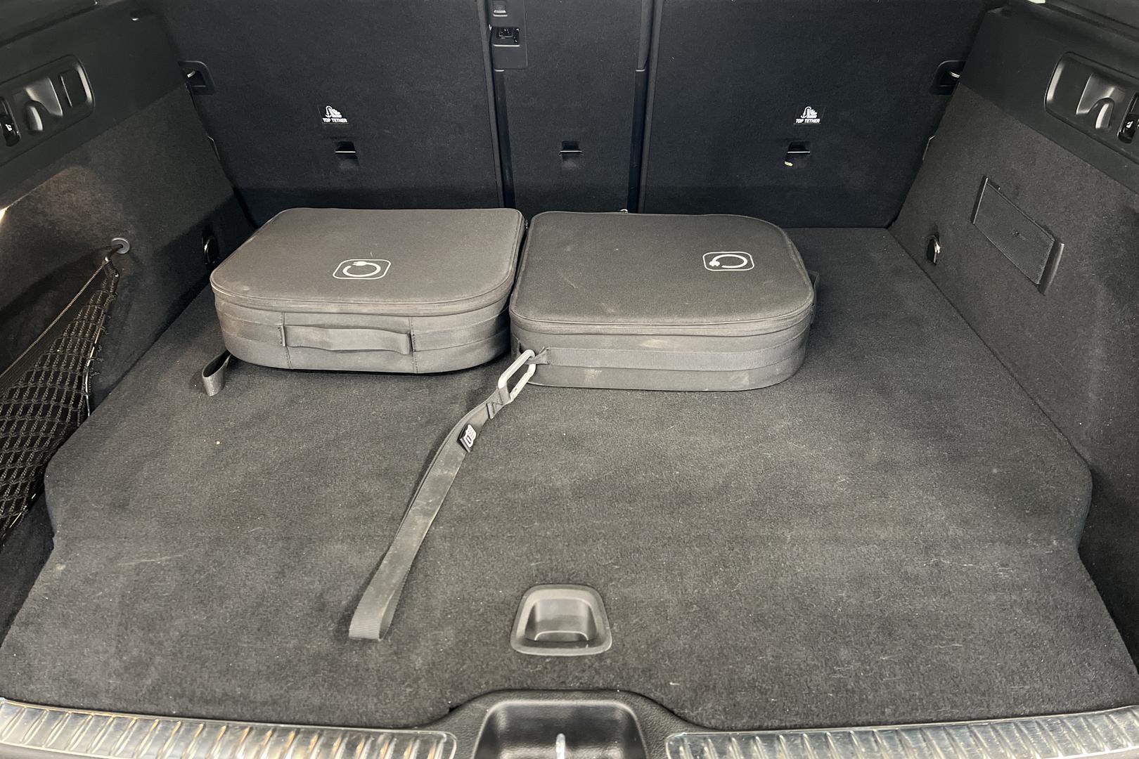 MERCEDES-BENZ GLC 2023