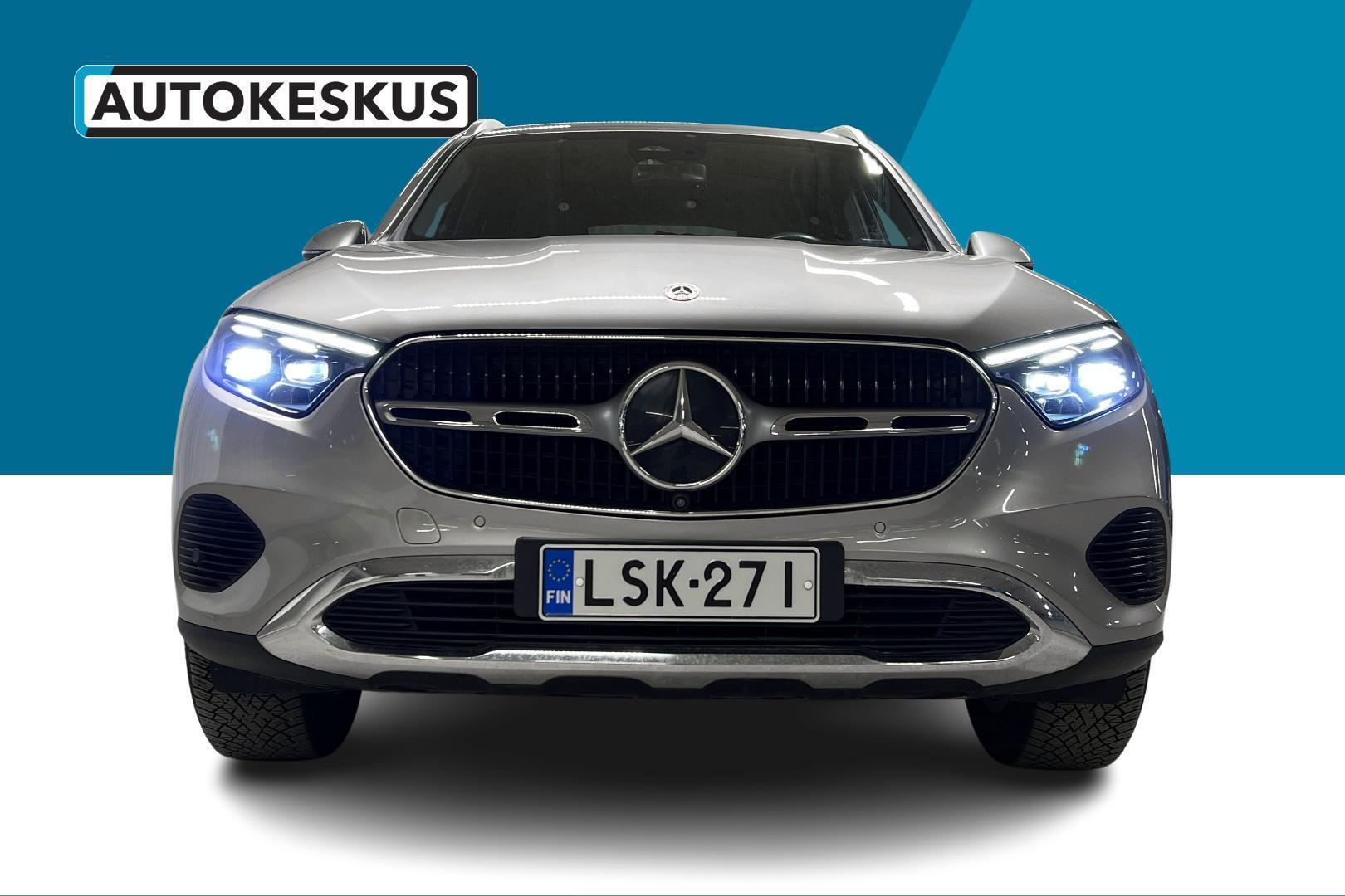 MERCEDES-BENZ GLC 2023