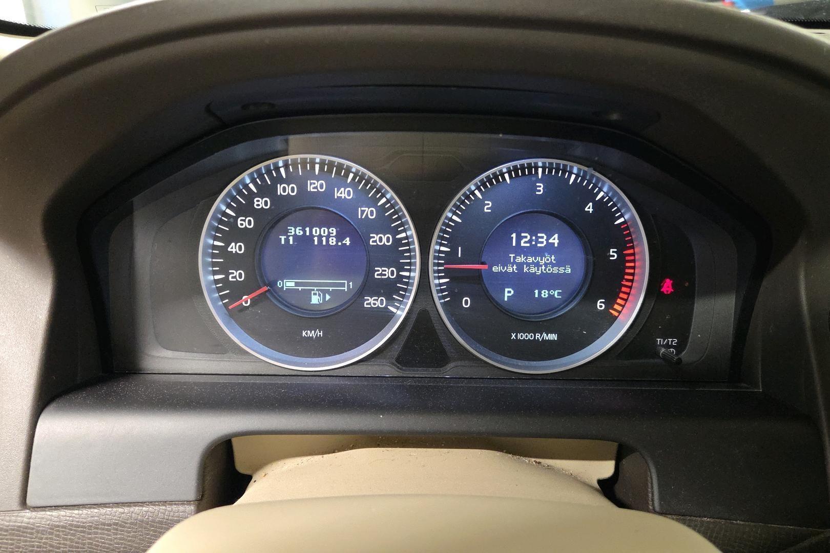 VOLVO XC60 2012
