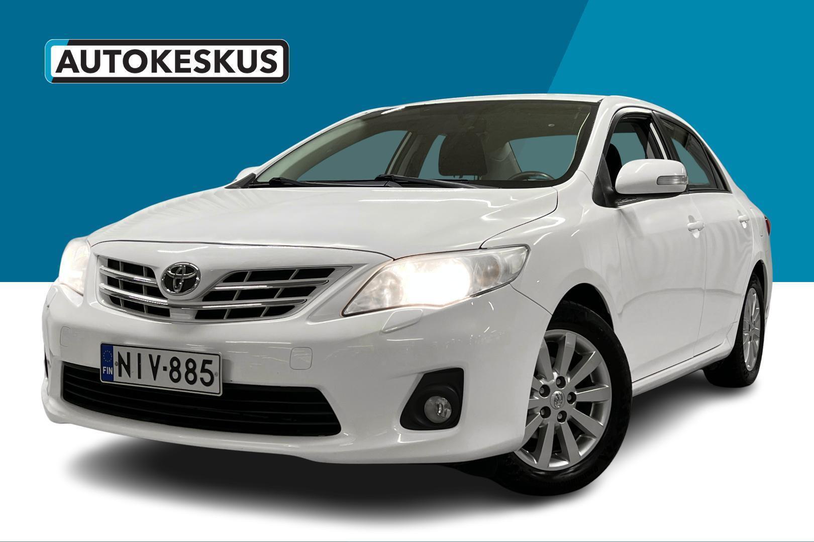 TOYOTA Corolla 2012