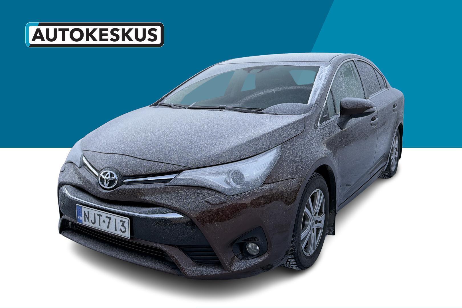 TOYOTA Avensis 2015