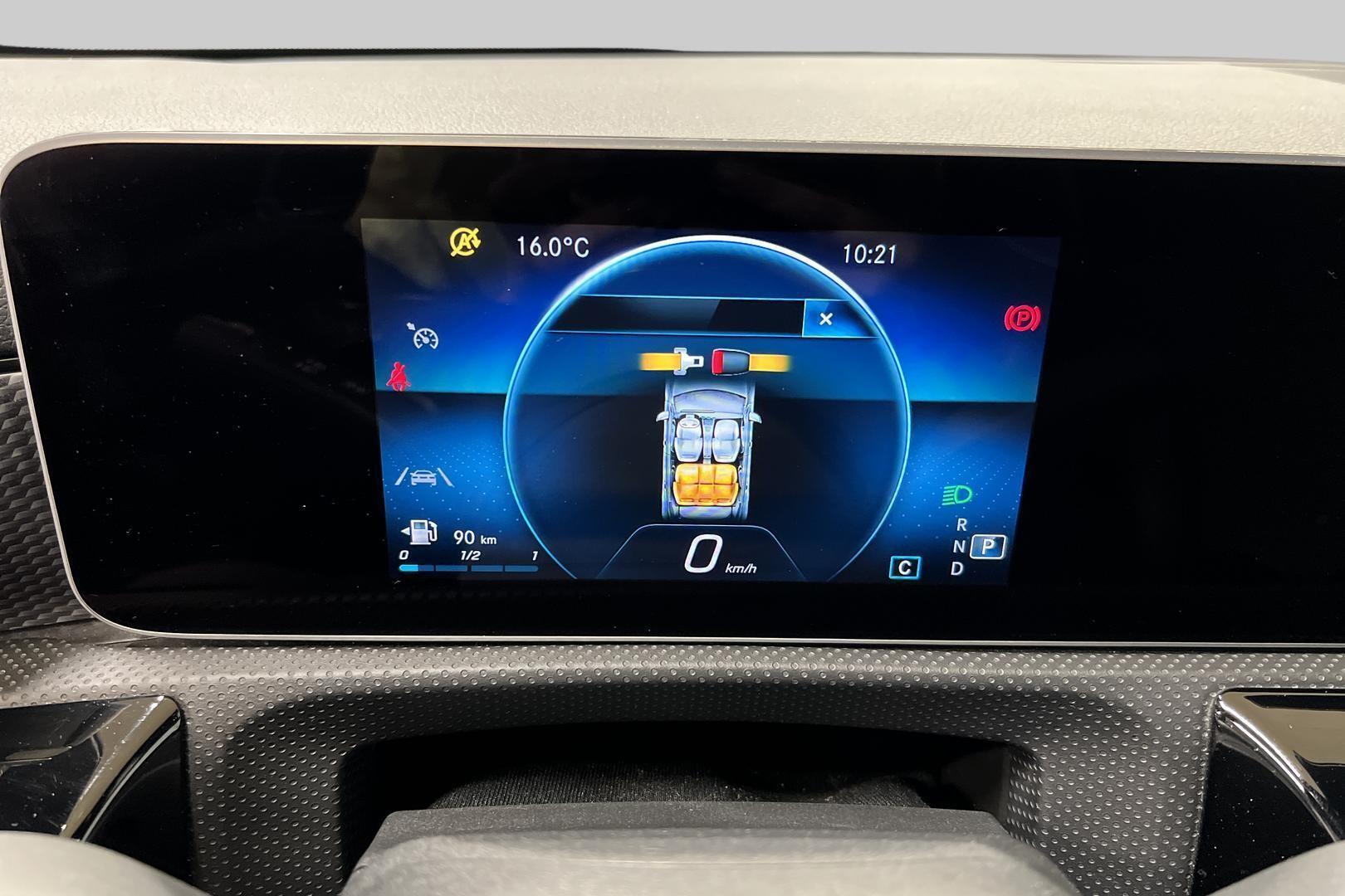 MERCEDES-BENZ CLA 2019