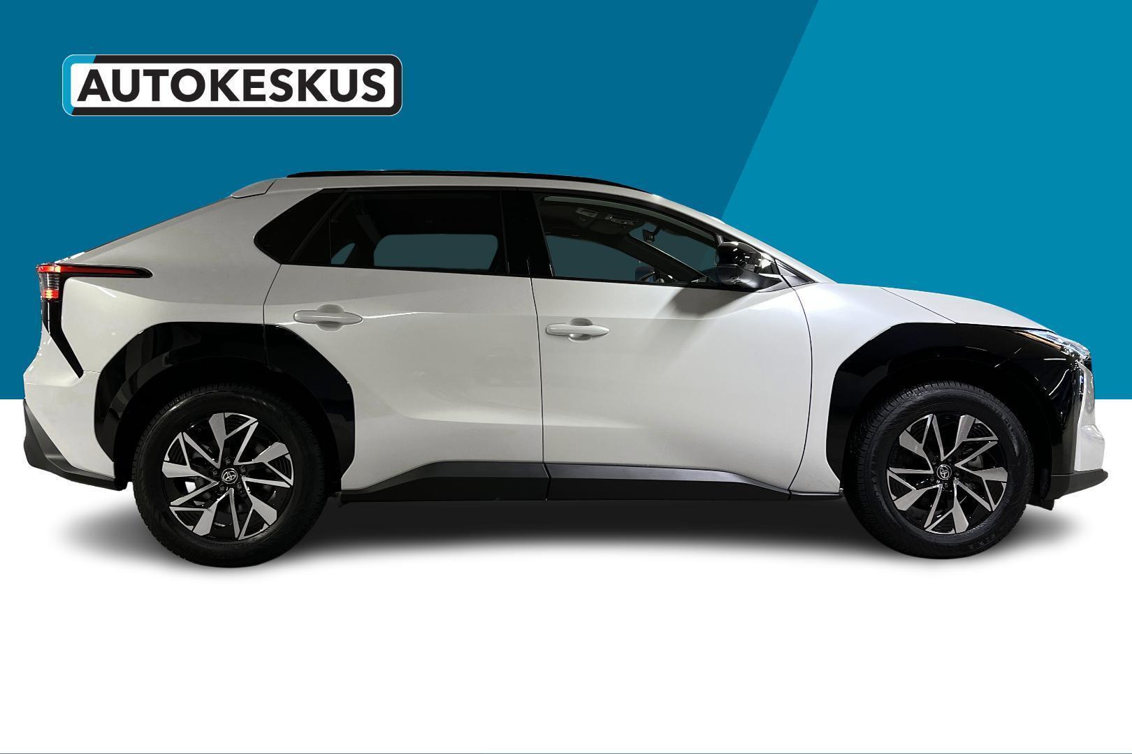 TOYOTA bZ4X 2025