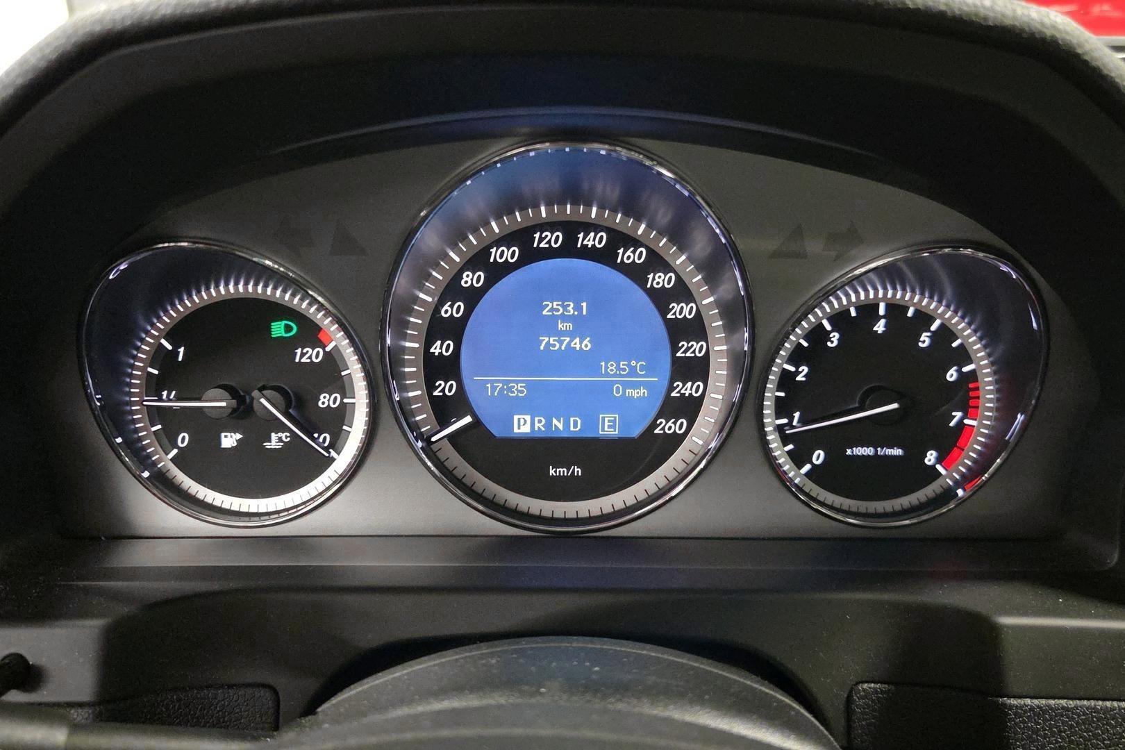 MERCEDES-BENZ C 2010