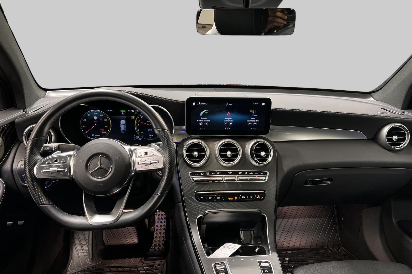 MERCEDES-BENZ GLC 2022