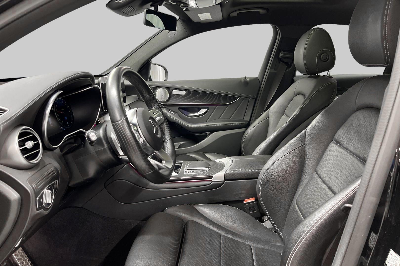 MERCEDES-BENZ GLC 2022