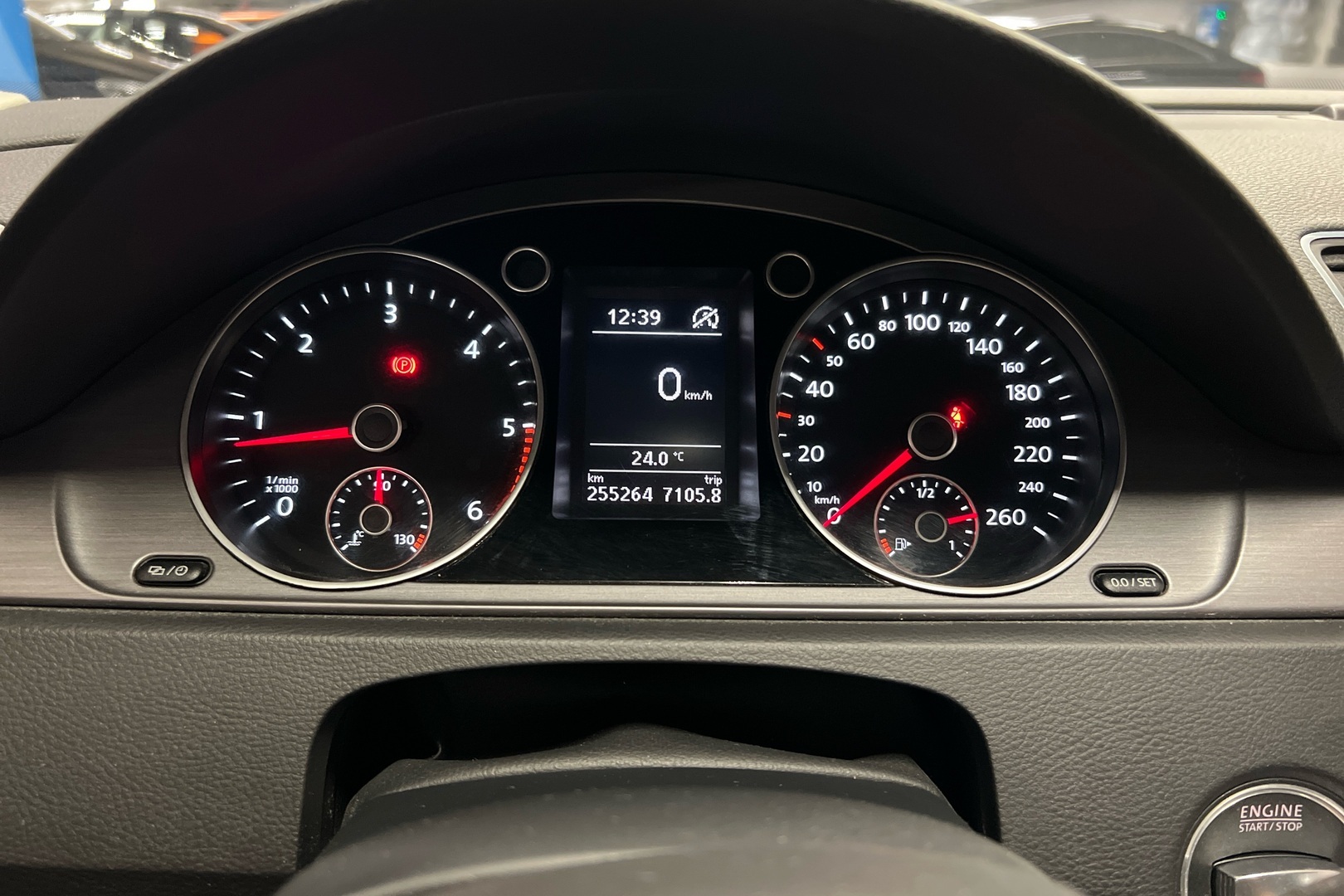 VOLKSWAGEN Passat 2013