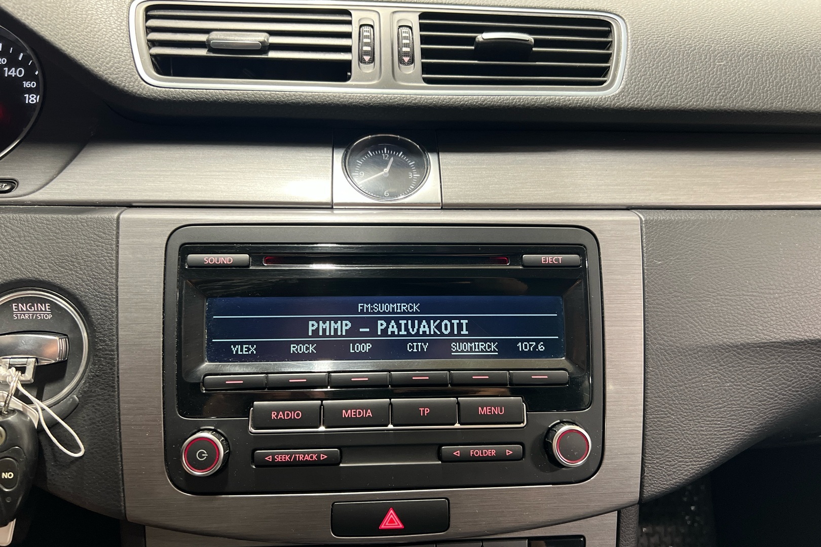 VOLKSWAGEN Passat 2013