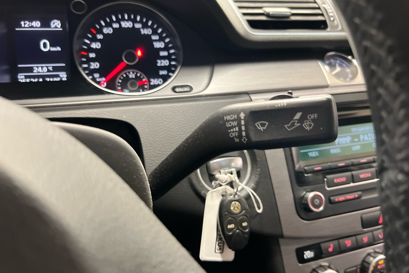 VOLKSWAGEN Passat 2013