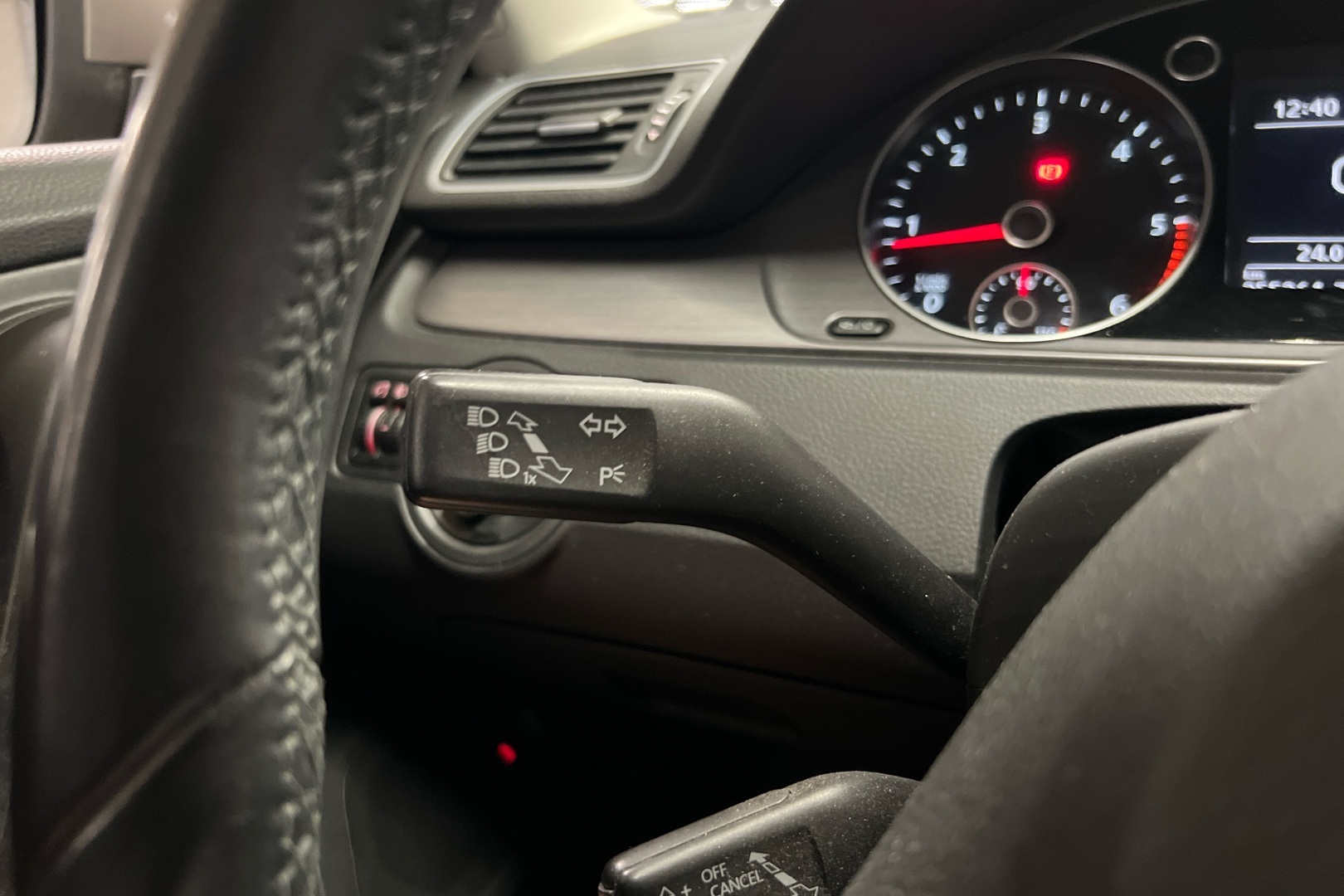 VOLKSWAGEN Passat 2013