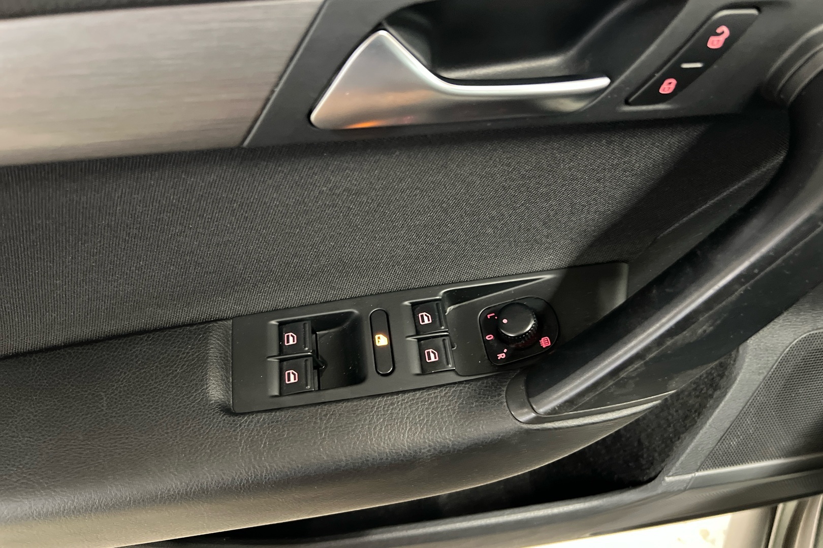 VOLKSWAGEN Passat 2013