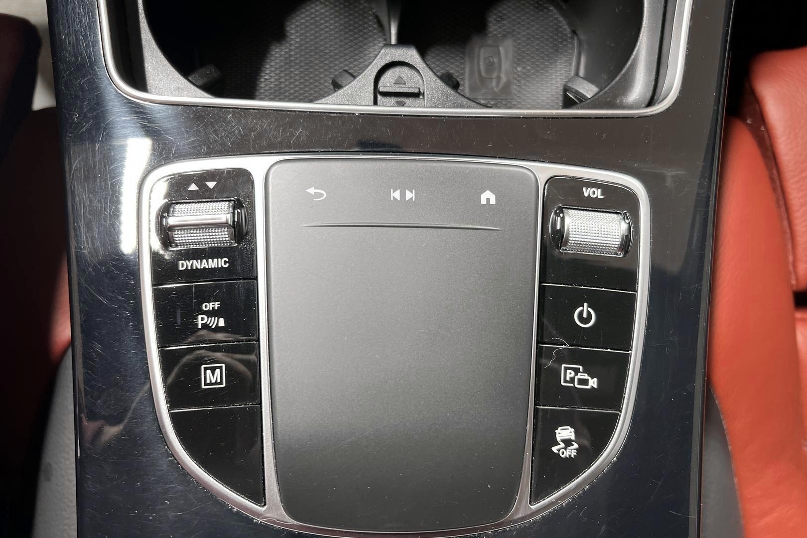 MERCEDES-BENZ GLC 2022